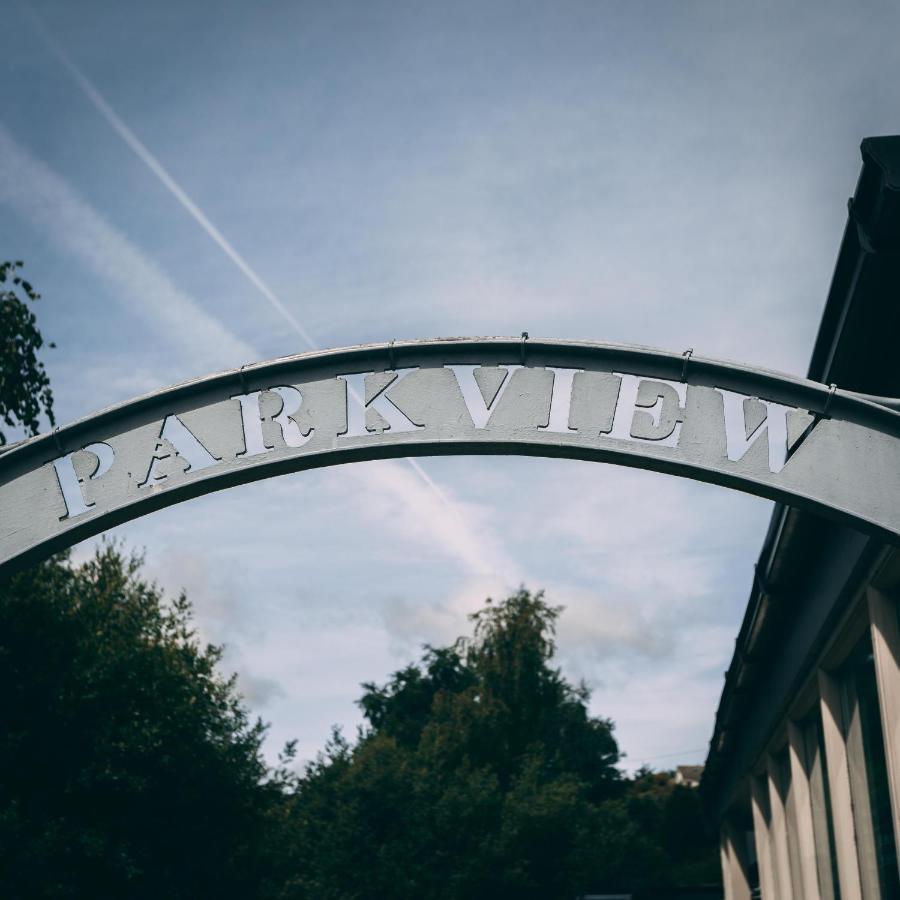 The Parkview Hotel Newtown Mount Kennedy Exterior foto